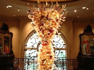 Dale Chihuly Sculpture