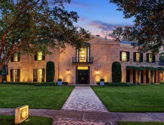 Professional Landscape Lighting Installation