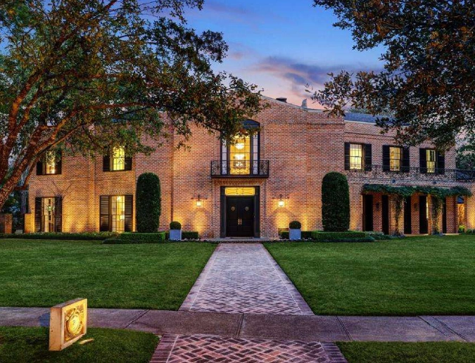 Where Your Home Makes a Lasting First Impression
